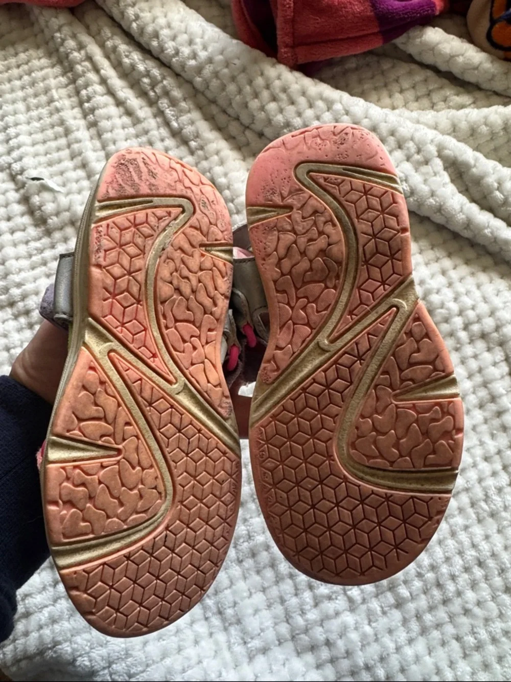 The Children Place Size 9 Toddler Sandals - Picture 2 of 3